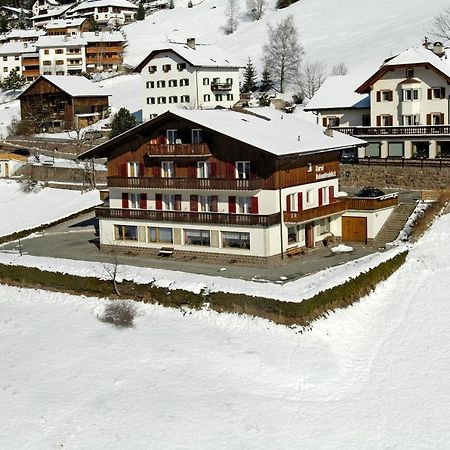 Dolomitenblick St. Ulrich in Gröden Exterior foto