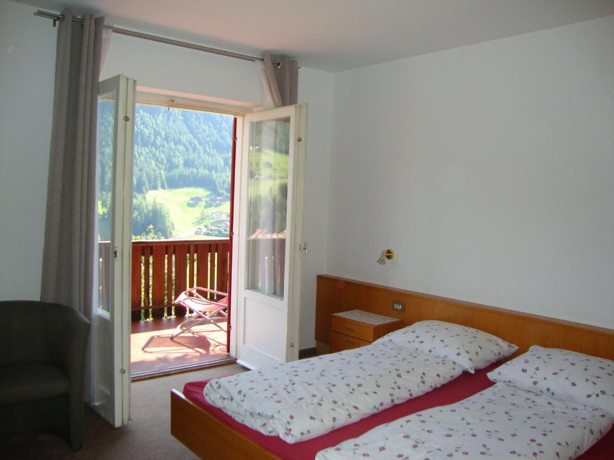 Dolomitenblick St. Ulrich in Gröden Exterior foto
